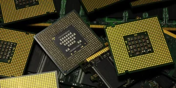 AMD vs. Intel vs. Apple vs. Qualcomm: Who’s winning the chip war?